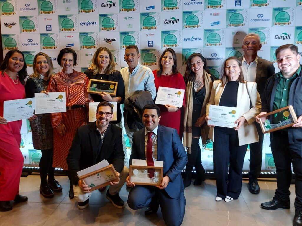 Grupo de jornalistas da Rede Agrojor no Mais Admirados