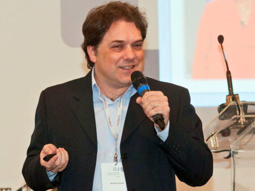 Quem é Paulo Silvestre Jr, doutor em digital e agitador em “O Macaco Elétrico”