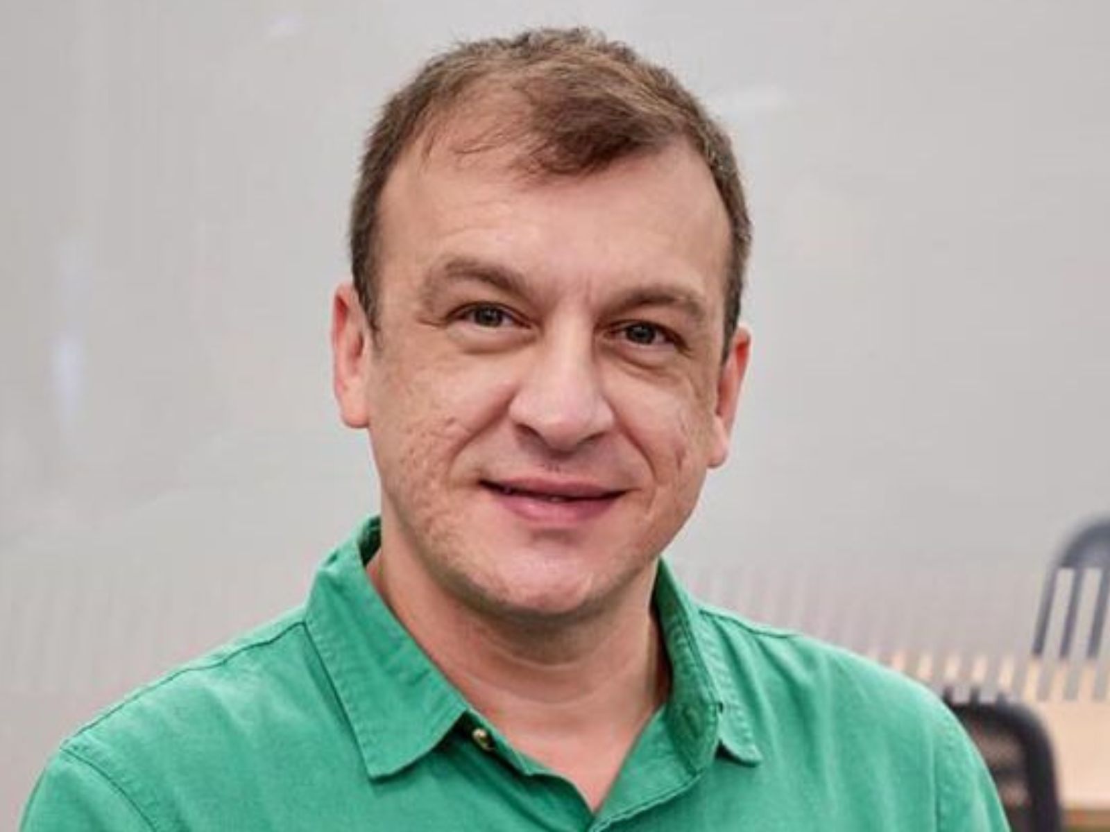 Leandro Fidelis é o vencedor da categoria texto no 2º Prêmio Ibá de Jornalismo